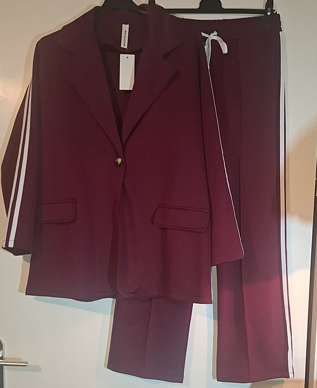 2 piece set with stripes