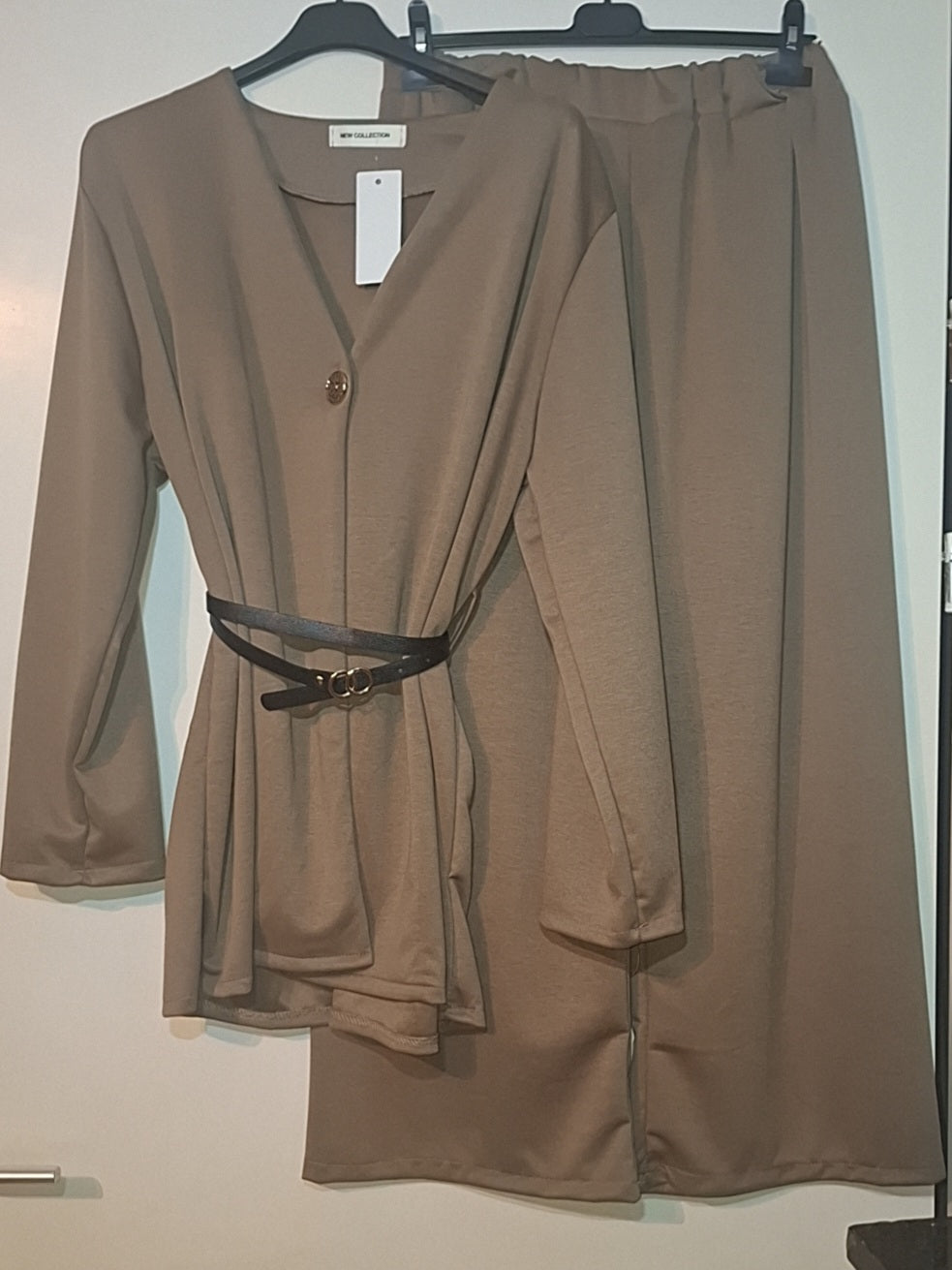 2 piece set with belt